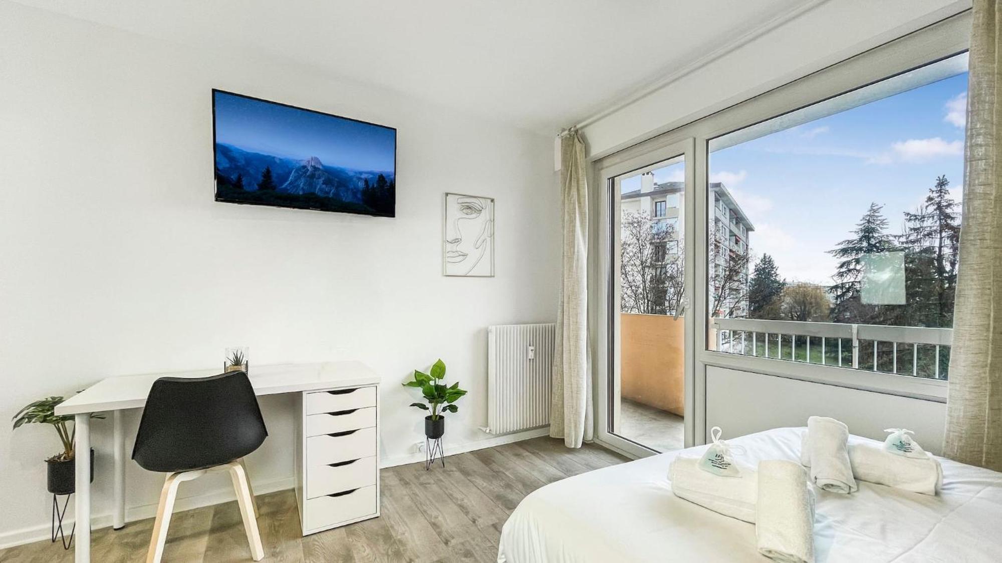 Homey La Coloc Mugi - Colocation Haut De Gamme - Chambres Privees - Balcon - Wifi Et Netflix - Proche Transports Commun Аннемас Экстерьер фото
